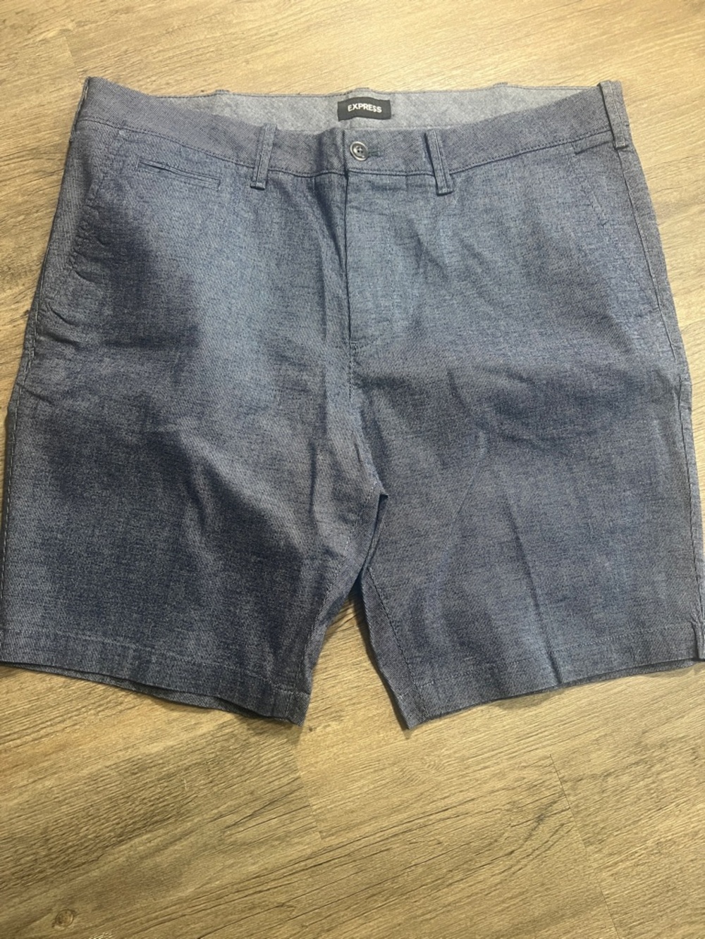 Express Men's Blue Textured Flat-Front Shorts